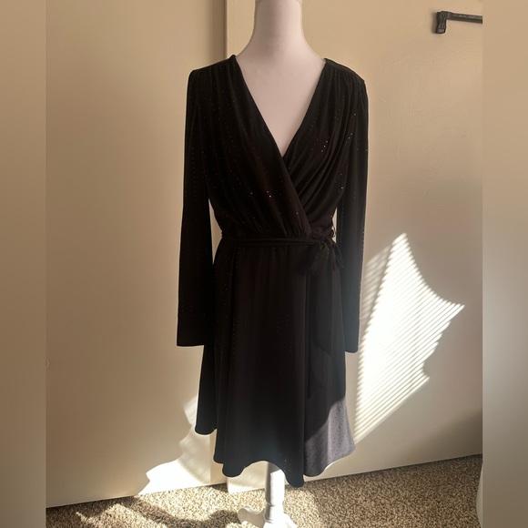 Dkny Dresses & Skirts - DKNY Black Long Sleeve Wrap Dress